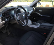 BMW Rad 3 Touring 318d mHEV A/T