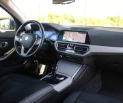 BMW Rad 3 Touring 318d mHEV A/T