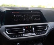 BMW Rad 3 Touring 318d mHEV A/T