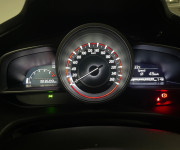 Mazda 3 2.2 Skyactiv -D150 Attraction