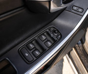 Volvo XC60 T-6 304k AWD R-Design Geartronic