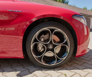 Alfa Romeo Giulia 2,0T 206kW AT8 Q4 4x4 VELOCE