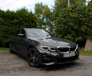 BMW Rad 3 330i xDrive A/T