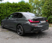 BMW Rad 3 330i xDrive A/T