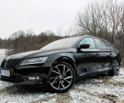 Škoda Superb Combi 140kW DSG Sportline