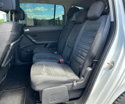 Volkswagen Touran R-Line 2.0 TDI