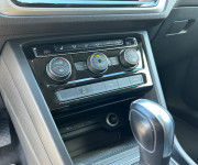 Volkswagen Touran R-Line 2.0 TDI