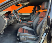 Volkswagen Passat Variant 2.0 TDI Business 4Motion DSG