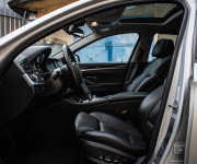 BMW Rad 5 530d xDrive Comfortné sedadlá, Soft-close, Šíber, Adaptívny tempomat, pekný stav