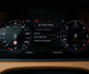 Land Rover Range Rover Velar 3.0D V6 SD6 300k HSE AWD A/T