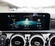 Mercedes-Benz CLA180 Shooting Brake