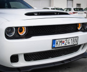 Dodge Challenger 3.6 SXT, výfukové klapky na diaľkové ovládanie