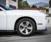 Dodge Challenger 3.6 SXT, výfukové klapky na diaľkové ovládanie
