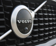 Volvo XC90 2.0 B5 Drive-E R-Design AWD A/T