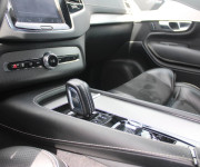 Volvo XC90 2.0 B5 Drive-E R-Design AWD A/T