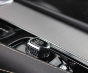 Volvo XC90 2.0 B5 Drive-E R-Design AWD A/T