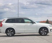Volvo XC90 2.0 B5 Drive-E R-Design AWD A/T