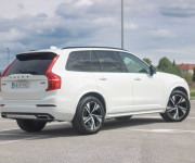 Volvo XC90 2.0 B5 Drive-E R-Design AWD A/T
