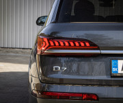 Audi Q7 50 TDI MHEV Quattro Sline, 1. majiteľ, SK, natáčanie nápravy, softclose,laser