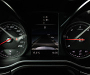 Mercedes-Benz V trieda 220D Lang 4x4, A/T, 8miest