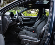 Volvo XC40 P8 Recharge R-Design, Pano, 360°kamera, Harman kardon, El. ťažné, DPH