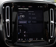 Volvo XC40 P8 Recharge R-Design, Pano, 360°kamera, Harman kardon, El. ťažné, DPH