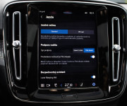 Volvo XC40 P8 Recharge R-Design, Pano, 360°kamera, Harman kardon, El. ťažné, DPH