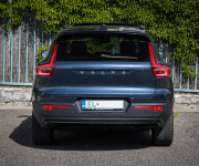 Volvo XC40 P8 Recharge R-Design, Pano, 360°kamera, Harman kardon, El. ťažné, DPH