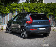 Volvo XC40 P8 Recharge R-Design, Pano, 360°kamera, Harman kardon, El. ťažné, DPH