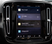 Volvo XC40 P8 Recharge R-Design, Pano, 360°kamera, Harman kardon, El. ťažné, DPH