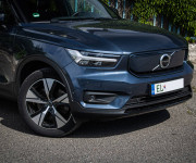 Volvo XC40 P8 Recharge R-Design, Pano, 360°kamera, Harman kardon, El. ťažné, DPH