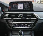 BMW Rad 5 Touring 530d A/T