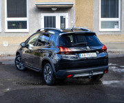 Peugeot 2008 1.2 PureTech 110 S&S Allure A/T