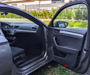Škoda Superb combi 2.0 TDI 110kW, A6, 5d