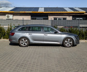 Škoda Superb combi 2.0 TDI 110kW, A6, 5d