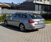 Škoda Superb combi 2.0 TDI 110kW, A6, 5d