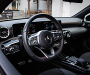 Mercedes-Benz A trieda 250 e AMG v záruke, MBUX, 1. Majiteľ, Slovenské, Garážované, DPH