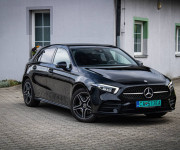 Mercedes-Benz A trieda 250 e AMG v záruke, MBUX, 1. Majiteľ, Slovenské, Garážované, DPH