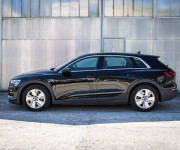 Audi E-tron 55 quattro Basis