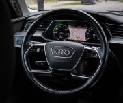 Audi E-tron 55 quattro Basis