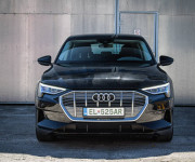Audi E-tron 55 quattro Basis