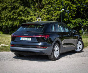 Audi E-tron 55 300kW, v záruke, Vzduchový podvozok, dojazd až 500km