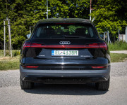 Audi E-tron 55 300kW, v záruke, Vzduchový podvozok, dojazd až 500km