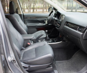 Mitsubishi Outlander 2,2 DI-D Instyle 7 miestna verzia
