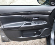 Mitsubishi Outlander 2,2 DI-D Instyle 7 miestna verzia