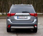 Mitsubishi Outlander 2,2 DI-D Instyle 7 miestna verzia