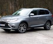 Mitsubishi Outlander 2,2 DI-D Instyle 7 miestna verzia