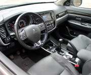 Mitsubishi Outlander 2,2 DI-D Instyle 7 miestna verzia