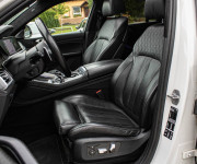 BMW X6 M50i soft close, first class packet, iconic glow, natáčanie zadnej nápravy