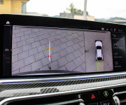 BMW X6 M50i soft close, first class packet, iconic glow, natáčanie zadnej nápravy